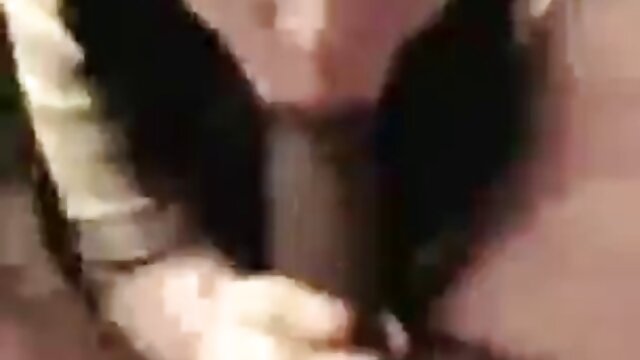 Dick Cavalier recibe una videos para adultos teniendo sexo deliciosa mamada sensual de hermosos labios adolescentes jóvenes